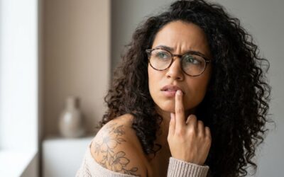 Détatouage laser à Lyon : douleur, sensations, comment réduire l’inconfort